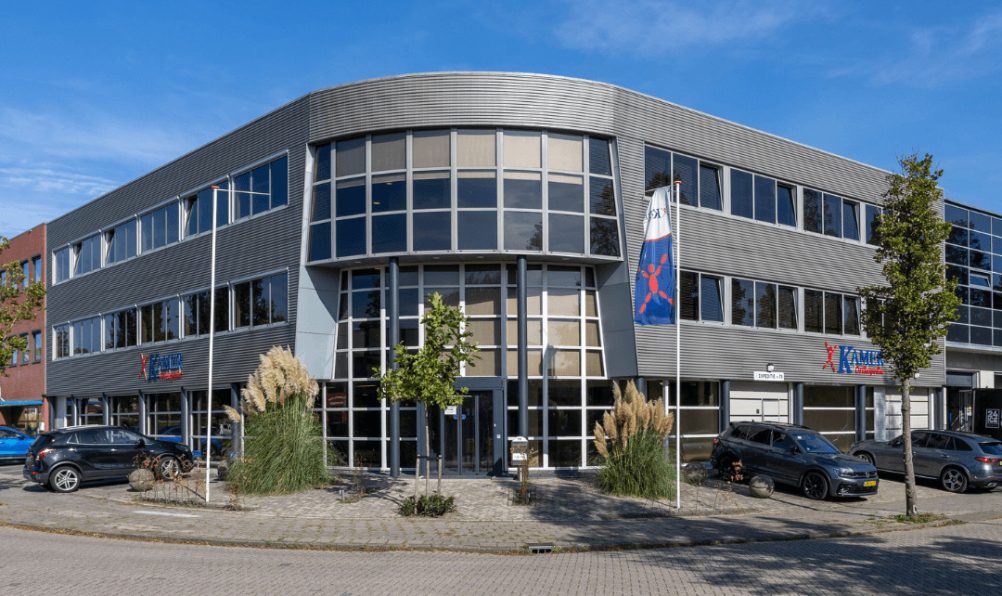 VERKOCHT BEDRIJFSPAND Zadelmakerstraat Velserbroek